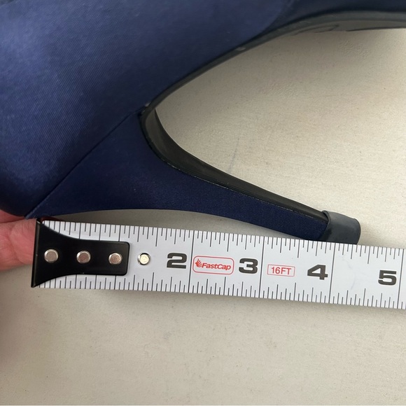 Expression Navy Blue Satin Peep-Toe Platform Heels with Rhinestone Bows Size 7 - Picture 13 of 15